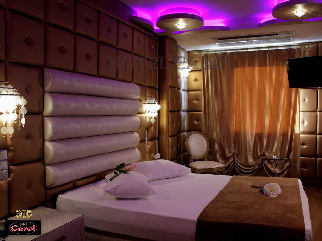 Carol Hotel Piraeus Exterior photo