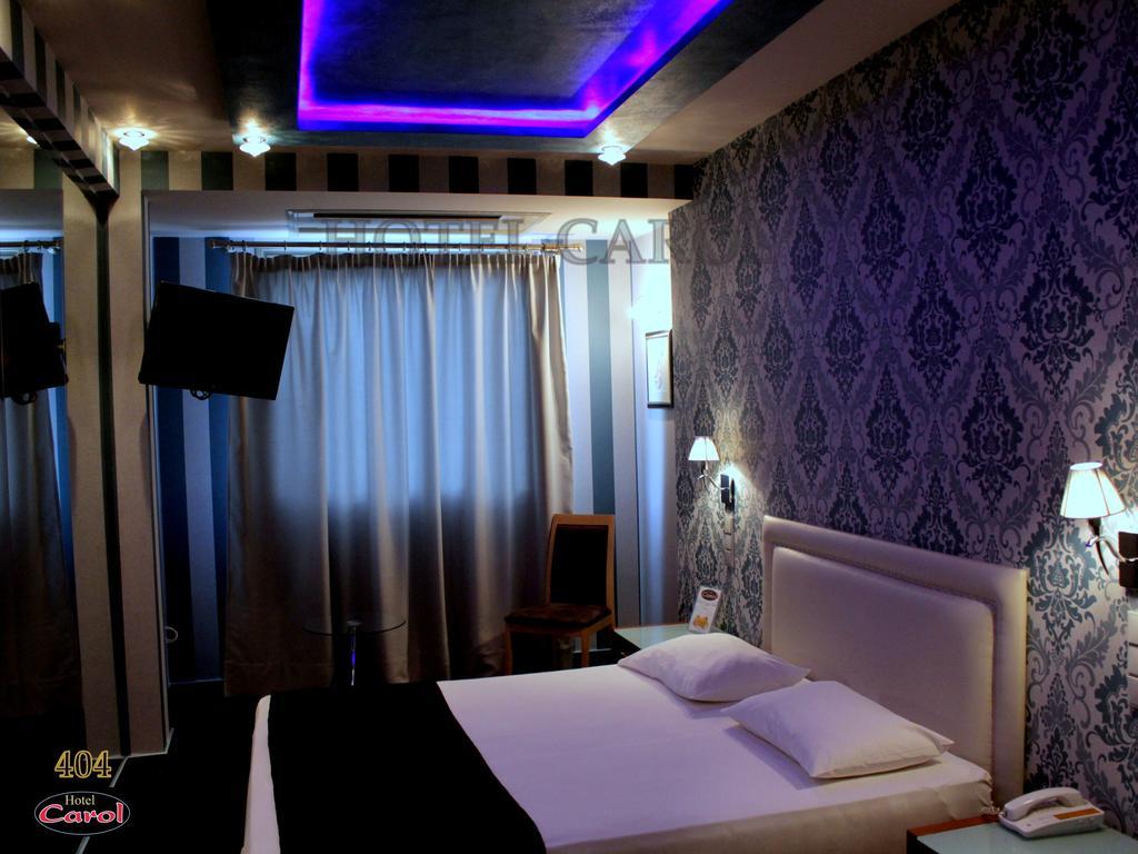 Carol Hotel Piraeus Exterior photo