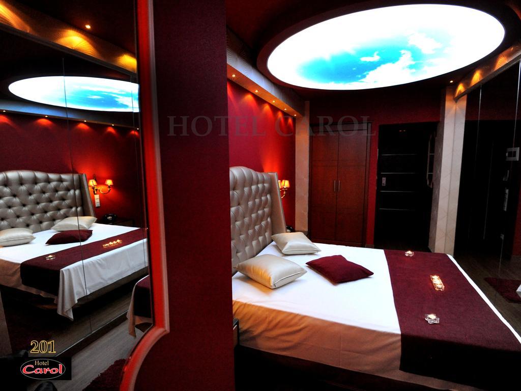 Carol Hotel Piraeus Exterior photo