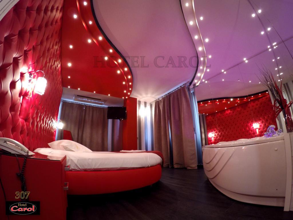 Carol Hotel Piraeus Exterior photo