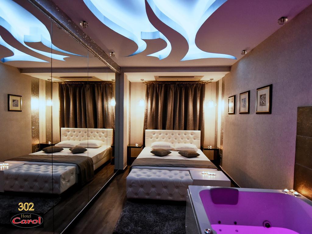 Carol Hotel Piraeus Exterior photo